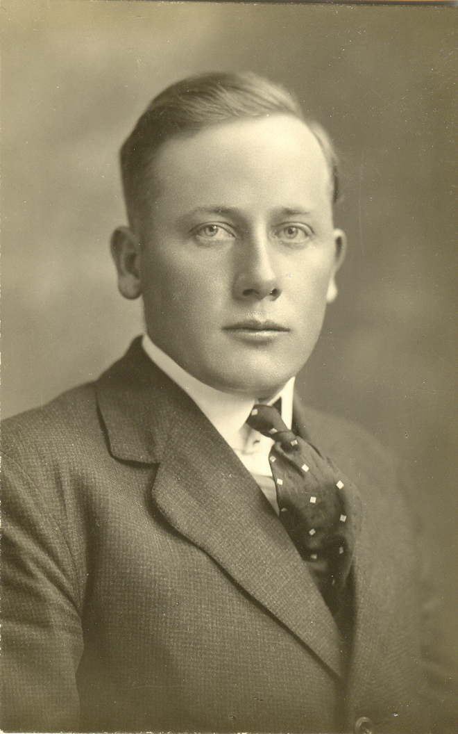 Leo Joseph Banks (1893 - 1988) Profile